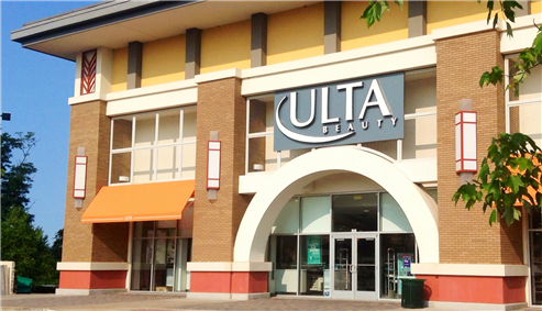 Ulta Salon, Cosmetics & Fragrance (ULTA) Flat with Earnings On Way